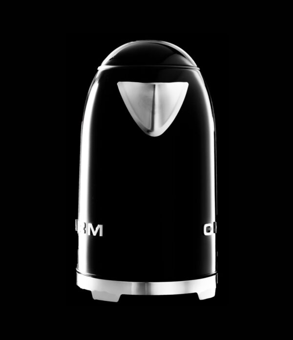 Black Retro Kettle - Image 4